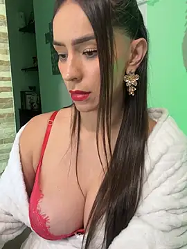 Mau_White