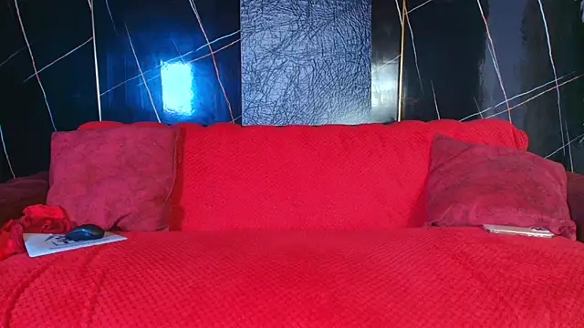 Isa_And_Natasha webcam