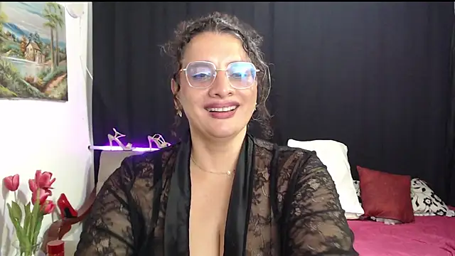 Aleja_Gonzales webcam
