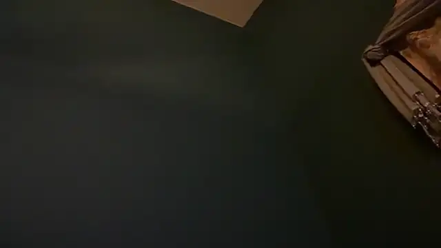 icebergslim281 - Icebergslim281's free webcam - UK Sex Cams