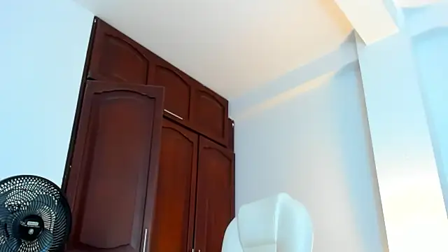 kathyajhonss webcam