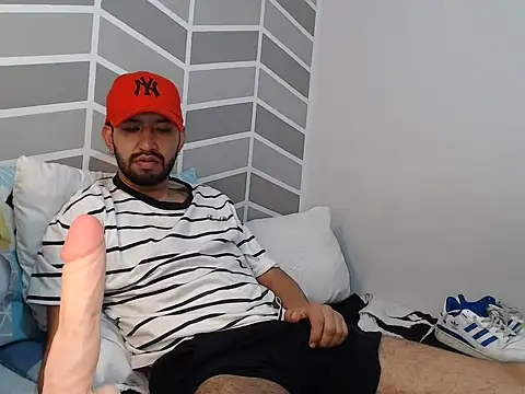 thomass1018 webcam