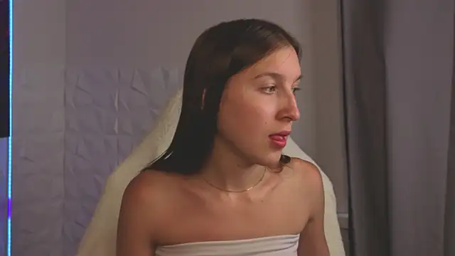 Xenia_paradise live cam on StripChat
