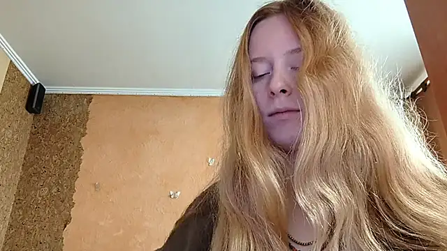 KateVibe_01 webcam