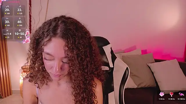 ChloeMoreti webcam