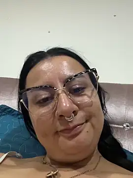 Abril_Luv webcam