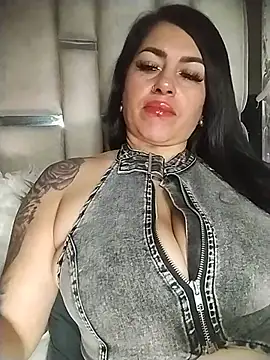 chelaqueen_