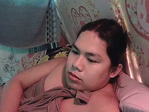 huntrix2025 - Huntrix2025's free webcam - UK Sex Cams