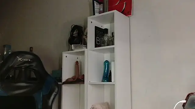 Watch SmokyDee live on EroticFlix - High definition streams