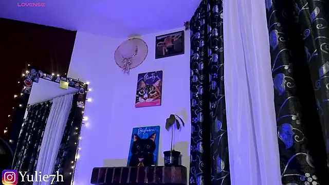 _jessy_moon_'s live room