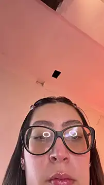 NiickyJones webcam