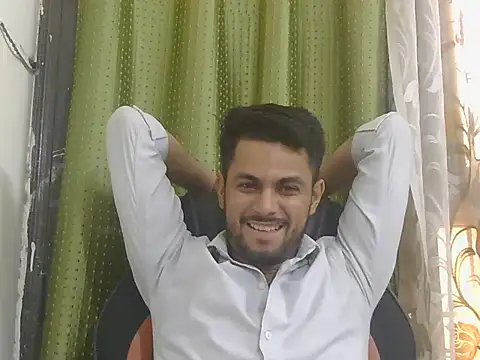 Stubborndesiboy webcam