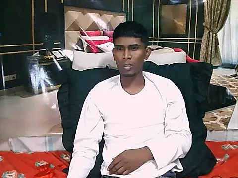 IndianThuggin webcam