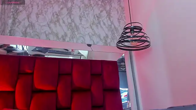 Queen_Nyxx webcam