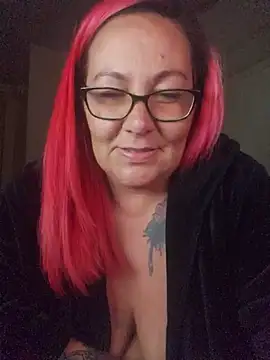 TattedLove4 webcam