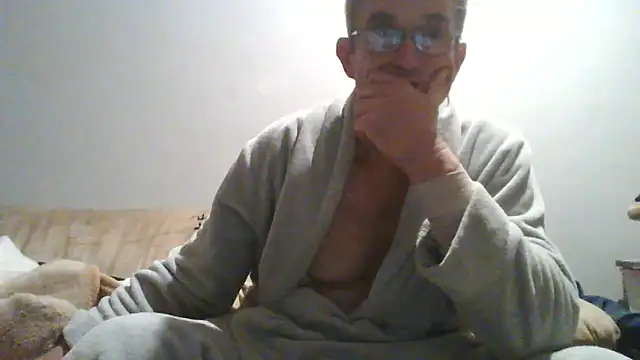 xykenrah@xh webcam