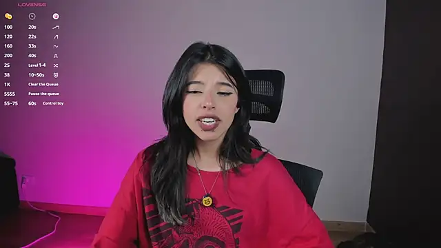 NanakoDollx webcam