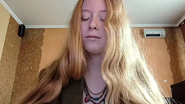 KateVibe_01 webcam