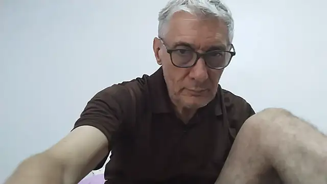 BIGUNCUTHARDCOCK webcam
