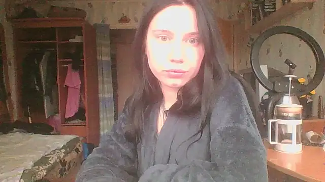 RussNocturnal webcam