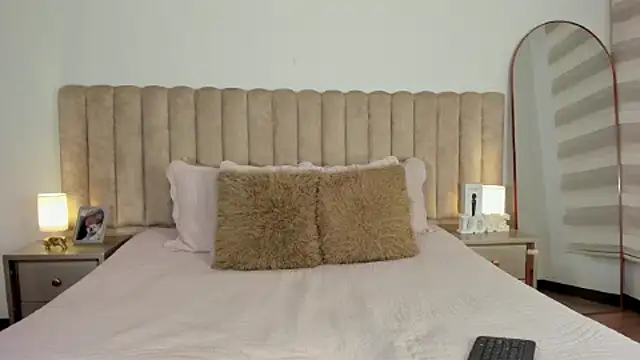 Sophie_Restrepo webcam