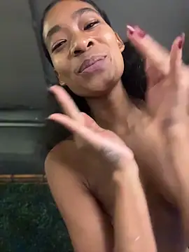 SweetCheeksXXX webcam