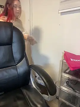 Karen18_boobs webcam