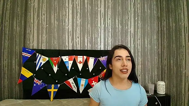 Alicee_Moonn webcam