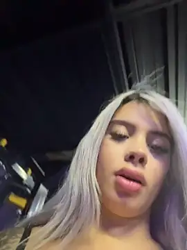 YouCandiSumisa webcam