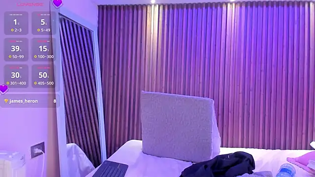 GabyRose9 webcam