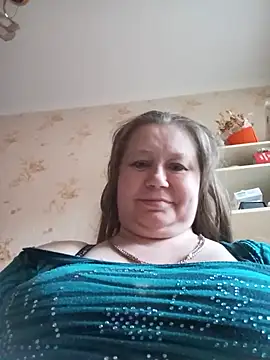 KiraStanton webcam