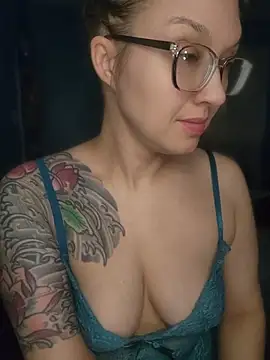NicolePearl webcam