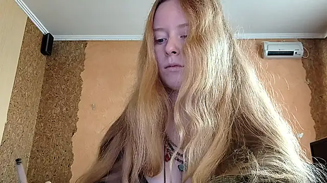 KateVibe_01 webcam