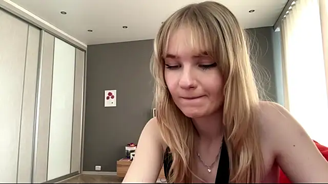 Watch PlasaRima live on EroticFlix - High definition streams