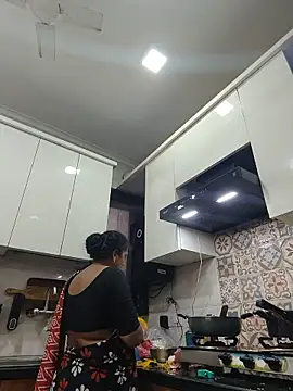 Sexy-Konika webcam