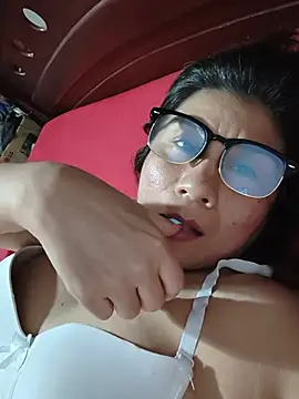 fire_mommy webcam