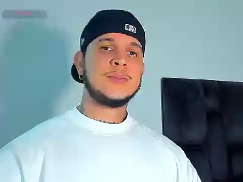 jacob_lautnerr webcam