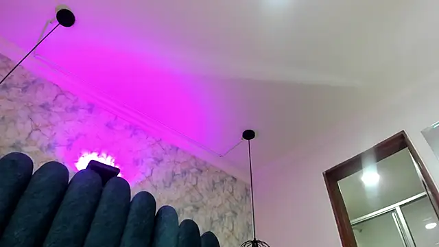 nalalye_cruzz_ webcam