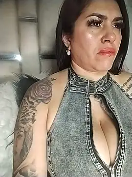chelaqueen_ webcam