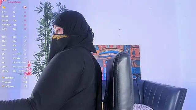 samanee_konn webcam