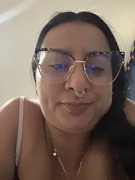 Abril_Luv webcam