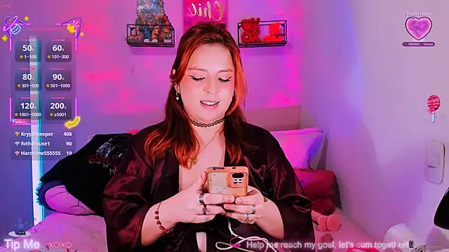 Rosie_Good_girl live cam on StripChat