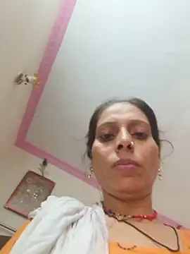 Sexy-Suhani2