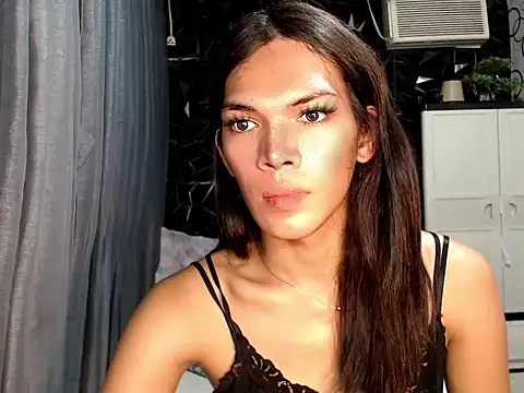 GORGEOUS_CARMEE webcam