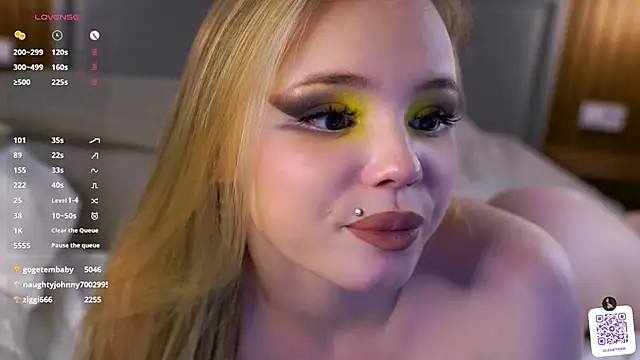 Miss_miracle webcam