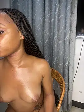 sexyie_caramel webcam