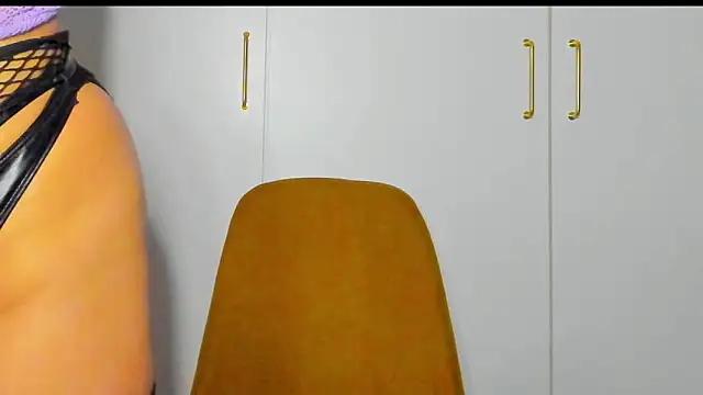 SuriFlirt webcam