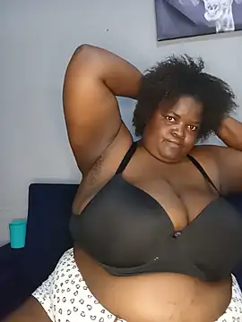 ChubbyLucia webcam