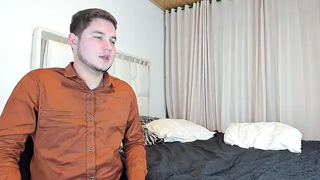 CameronyMartinn webcam