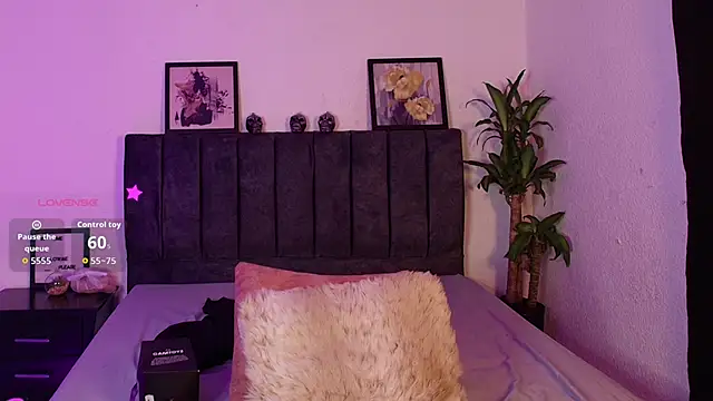 mia_collins_21 - Mia_Collins_21's free webcam - UK Sex Cams